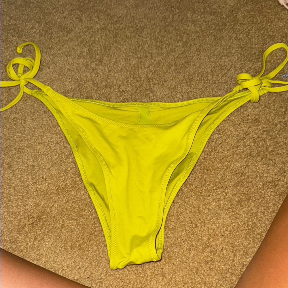 Skims Dipped Tie Bikini Bottom
